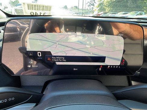 New 2026 Chevrolet Traverse LT w/ Sun and Wheel Package image 24