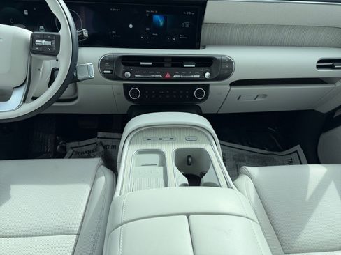 Used 2026 Hyundai Palisade Calligraphy image 13