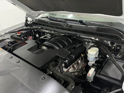 Used 2016 Chevrolet Silverado 1500 High Country w/ High Country Premium Package AWD/4WD image 28