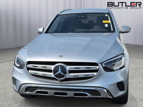 Used 2022 Mercedes-Benz GLC 300 4MATIC image 3