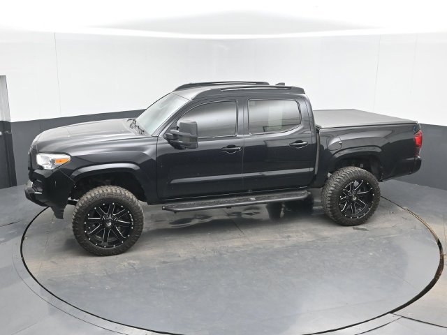 Used 2021 Toyota Tacoma SR AWD/4WD image 32