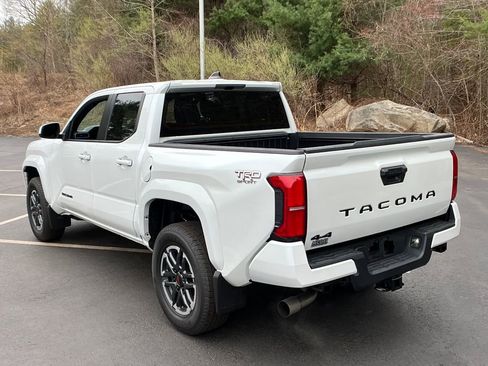 New 2026 Toyota Tacoma TRD Sport AWD/4WD image 3