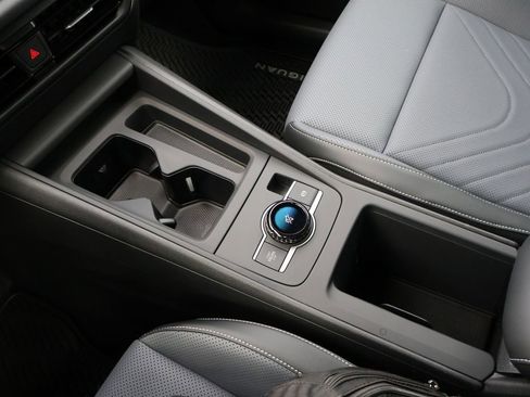 New 2026 Volkswagen Tiguan SE R-Line image 28