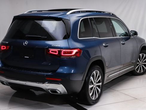 Certified 2022 Mercedes-Benz GLB 250 4MATIC image 3