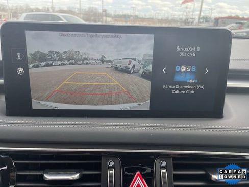 Used 2023 Genesis G70 2.0T image 17