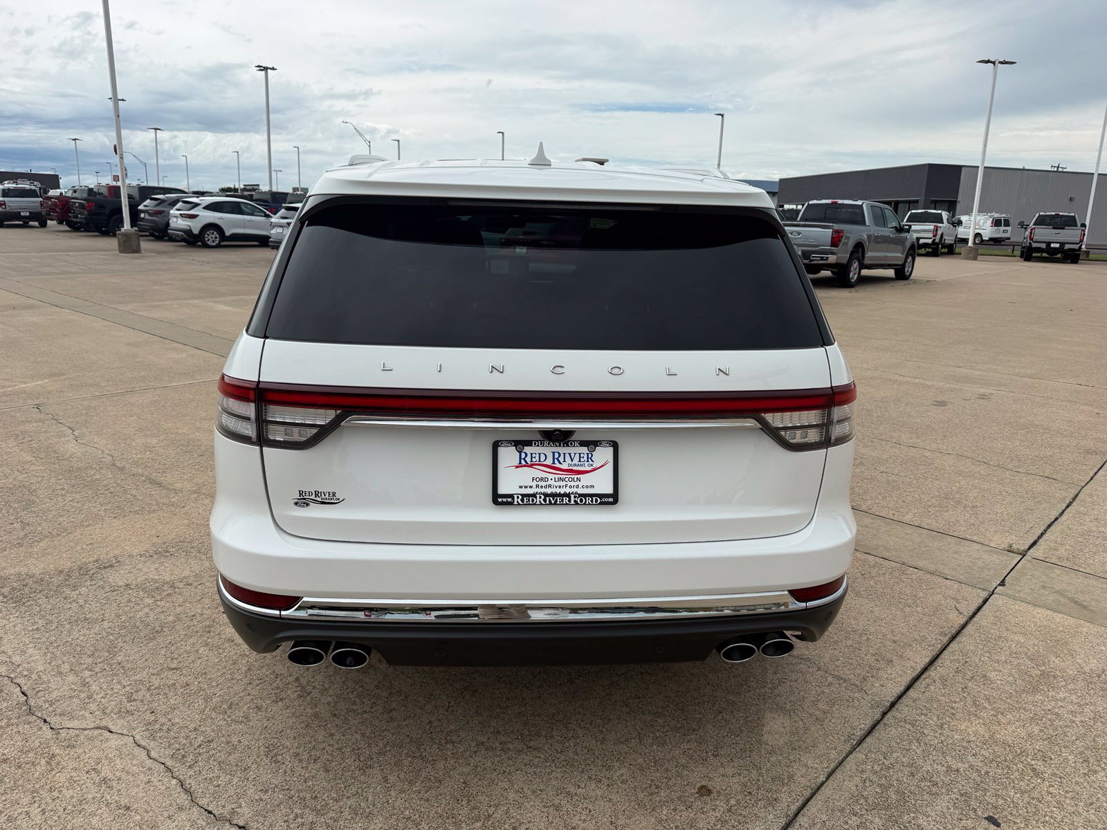Used 2022 Lincoln Aviator Reserve w/ Equipment Group 201A AWD/4WD image 6