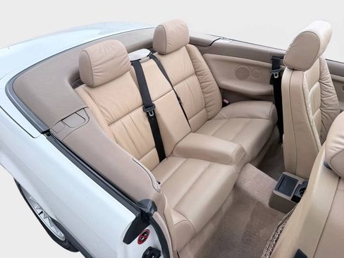 Used 1999 BMW 323i Convertible RWD image 17