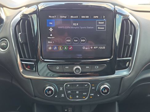 Used 2023 Chevrolet Traverse RS AWD/4WD image 23
