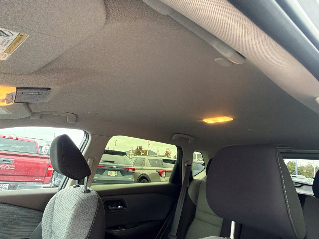 Used 2023 Nissan Rogue SV AWD/4WD image 34