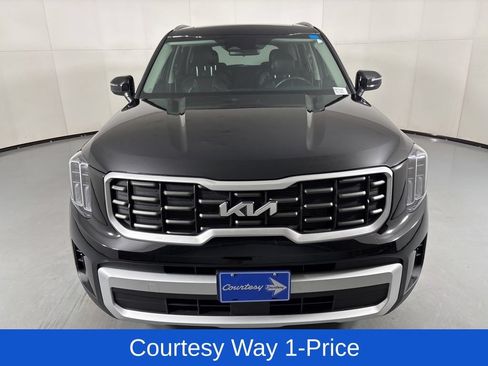 Used 2025 Kia Telluride S AWD/4WD image 4