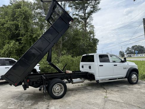 Used 2018 RAM 5500 Tradesman w/ Ambulance Prep Group RWD image 1