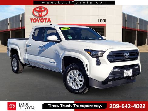 Used 2026 Toyota Tacoma SR5 RWD image 1