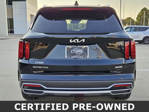 Used 2023 Kia Sorento SX Prestige image 4