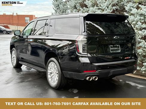 Used 2025 Chevrolet Suburban RST image 6