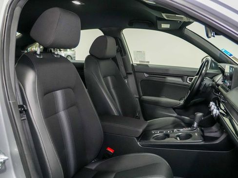 Used 2024 Honda Civic Sport image 26