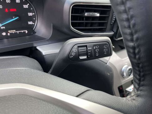 Certified 2023 Ford Explorer XLT w/ Equipment Group 202A image 29