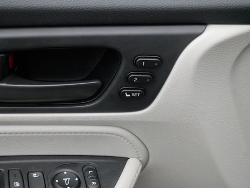 Used 2026 Honda Odyssey EX-L image 19