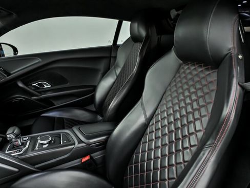 Used 2017 Audi R8 V10 plus AWD/4WD image 23