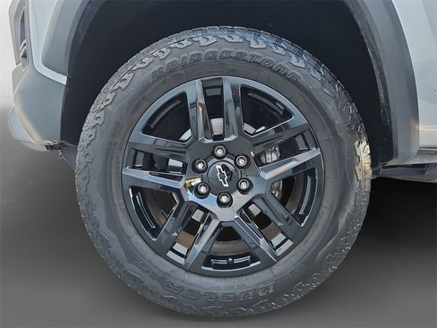 Used 2024 Chevrolet Colorado Trail Boss w/ Technology Package image 14