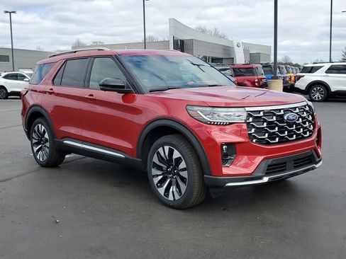 New 2026 Ford Explorer Platinum w/ LUX Leather Package AWD/4WD image 2