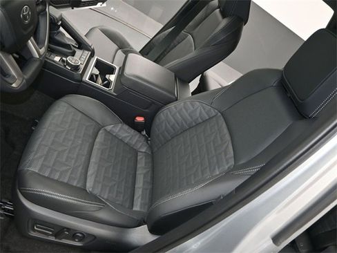 New 2025 Toyota 4Runner TRD Off-Road Premium image 10