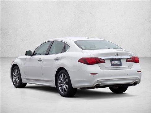 Used 2015 INFINITI Q70 3.7 image 7