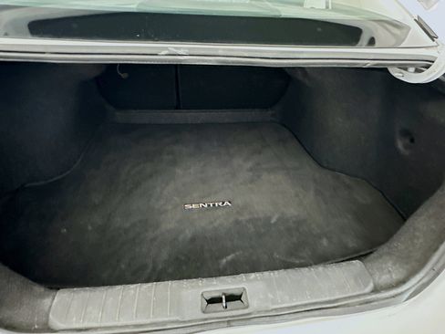 Used 2024 Nissan Sentra SV image 29