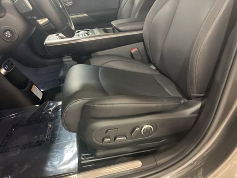 Used 2024 Genesis GV60 RWD image 10