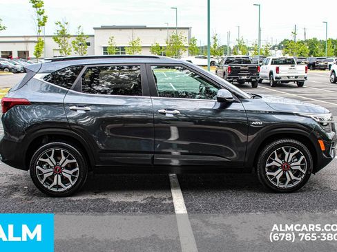 Used 2022 Kia Seltos SX w/ Sunroof Package AWD/4WD image 8