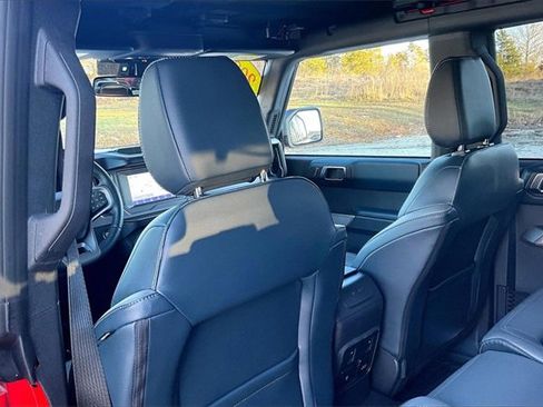 Used 2023 Ford Bronco Outer Banks image 36