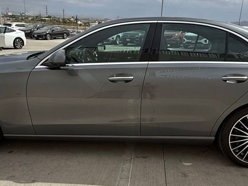 Used 2025 Mercedes-Benz C 300 Sedan image 5