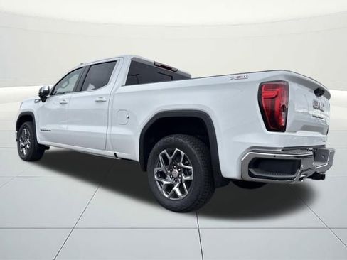 New 2026 GMC Sierra 1500 SLE w/ X31 Off-Road Package image 3