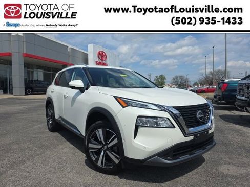 Used 2023 Nissan Rogue SL w/ SL Premium Package image 1