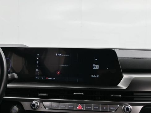 Used 2024 Kia Telluride LX FWD image 45