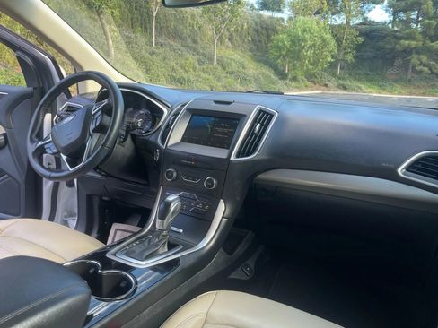 Used 2018 Ford Edge SEL w/ Equipment Group 201A image 20