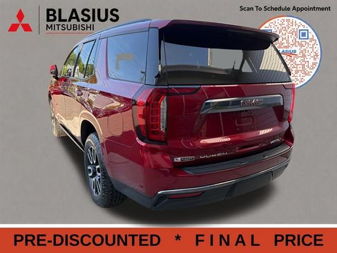 Used 2023 GMC Yukon AT4 w/ AT4 Premium Package AWD/4WD image 12