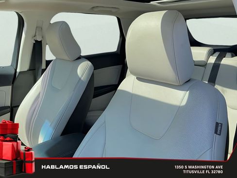 Used 2020 Ford Edge Titanium w/ Equipment Group 301A image 38