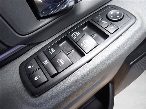 Used 2016 RAM 1500 Big Horn AWD/4WD image 13