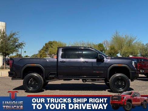 Used 2025 GMC Sierra 2500 AT4 w/ AT4 Premium Plus Package image 8