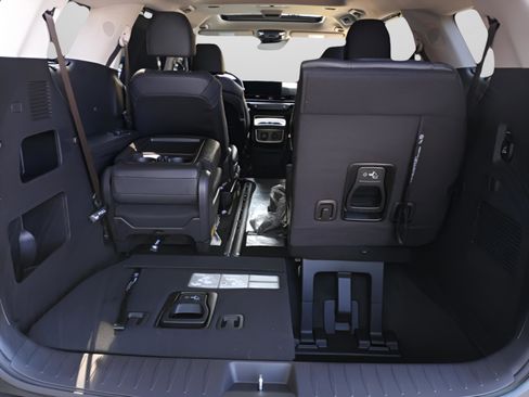 New 2026 Kia Carnival SX Prestige FWD image 12