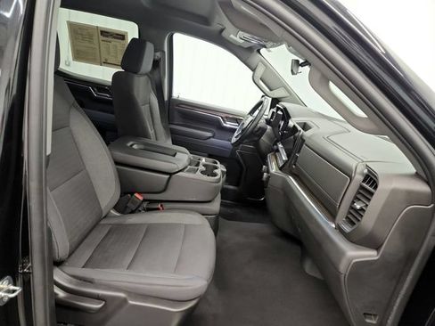 Used 2024 Chevrolet Silverado 1500 LT AWD/4WD image 30