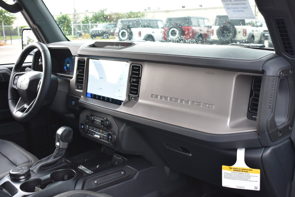 New 2026 Ford Bronco Outer Banks AWD/4WD image 32