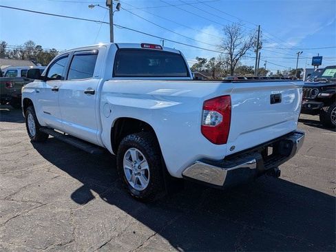 Used 2017 Toyota Tundra SR5 image 6