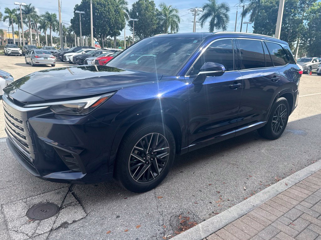 Certified 2025 Lexus TX 350 AWD w/ Technology Package image 3