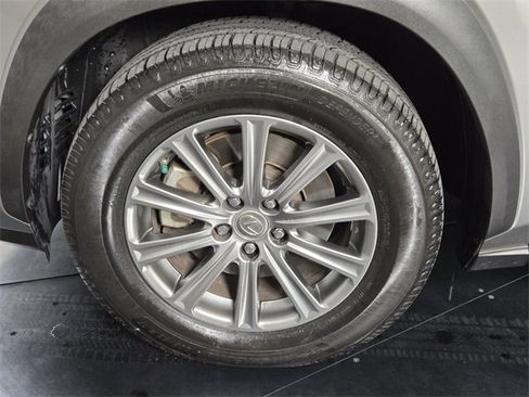 Used 2017 Lexus NX 200t FWD image 12