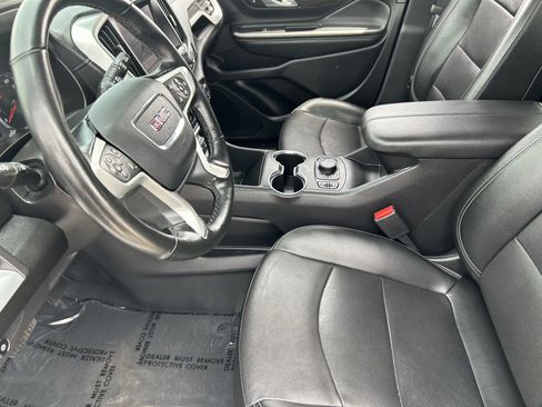 Used 2024 GMC Terrain SLT AWD/4WD image 27