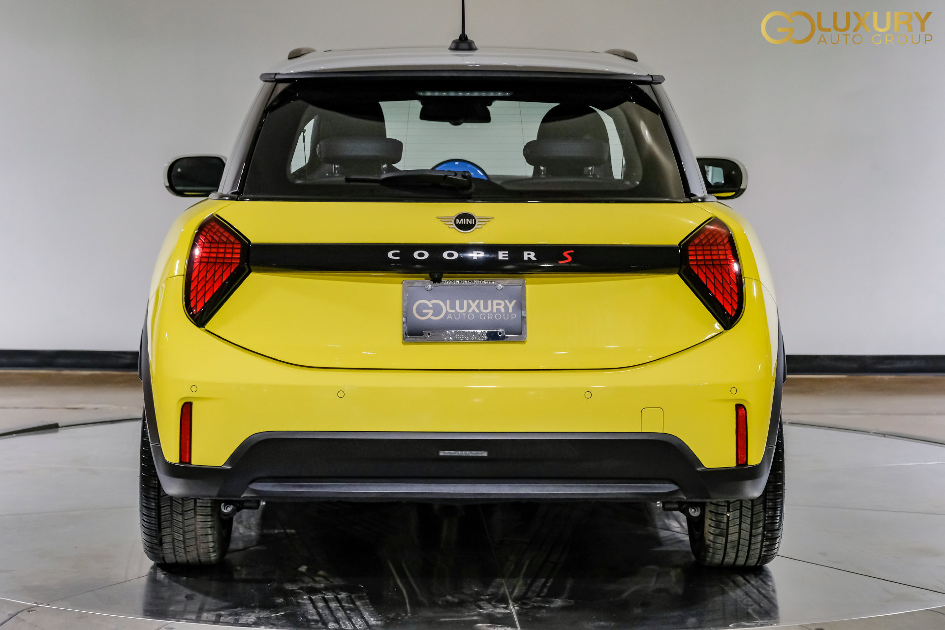 Used 2025 MINI Cooper S FWD image 10