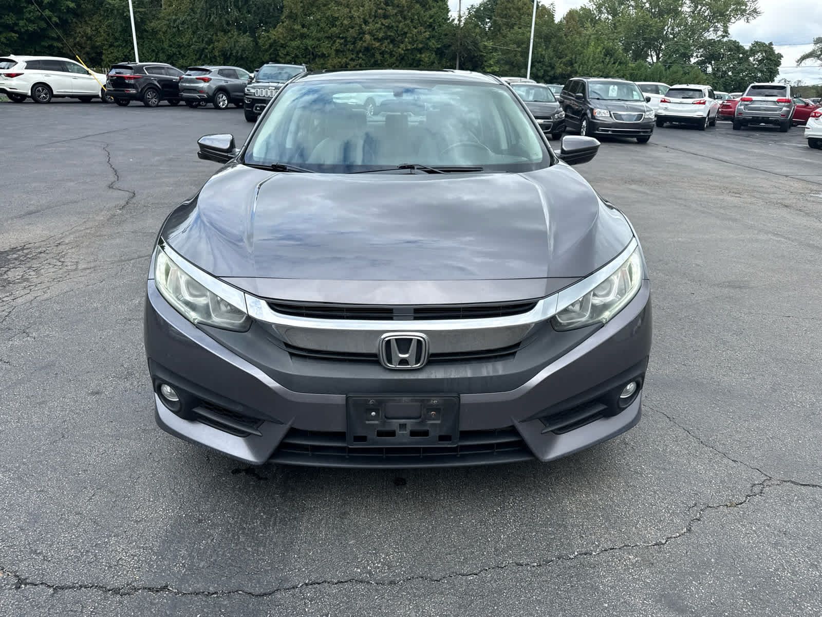 Used 2018 Honda Civic EX-T image 8