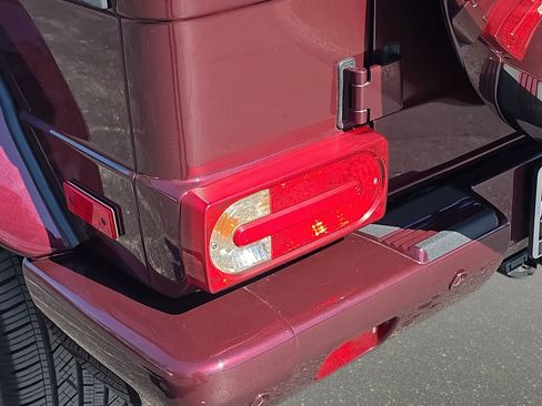 Used 2016 Mercedes-Benz G 63 AMG 4MATIC image 32