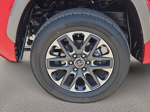 Used 2022 Toyota Tundra Limited RWD image 8